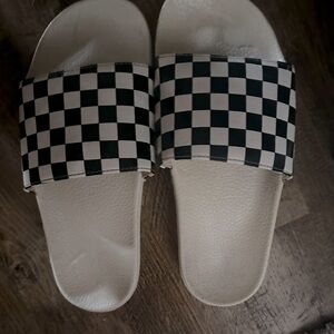 Vans slides
